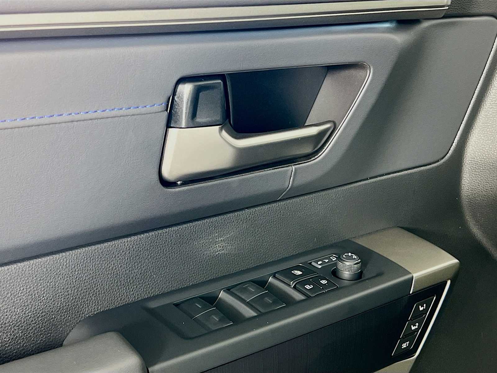 2026 Toyota Tundra Platinum Hybrid - Photo 16