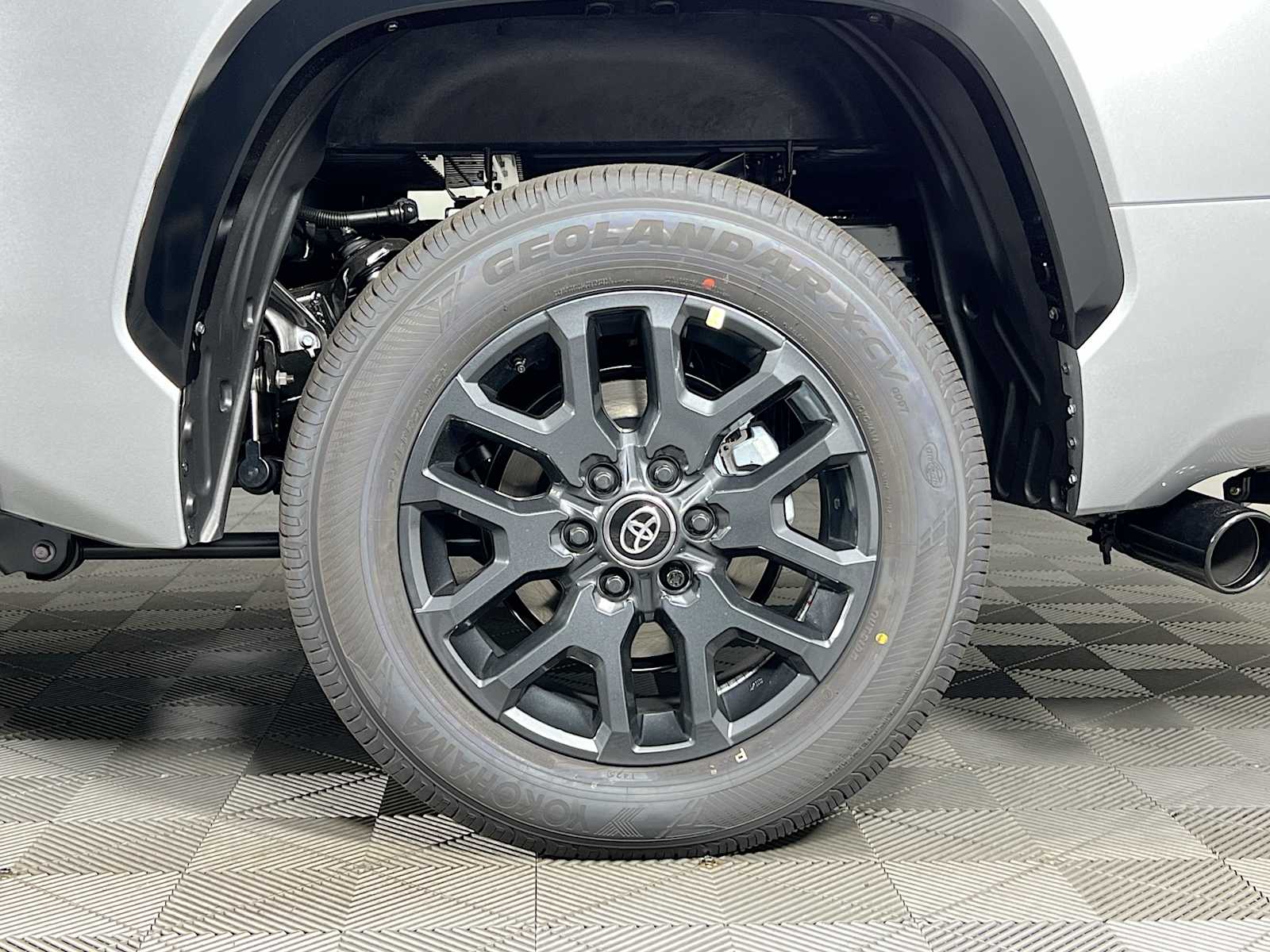 2026 Toyota Tundra Platinum Hybrid - Photo 19