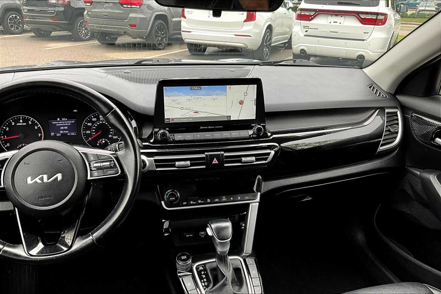 2022 Kia Seltos EX - Photo 18
