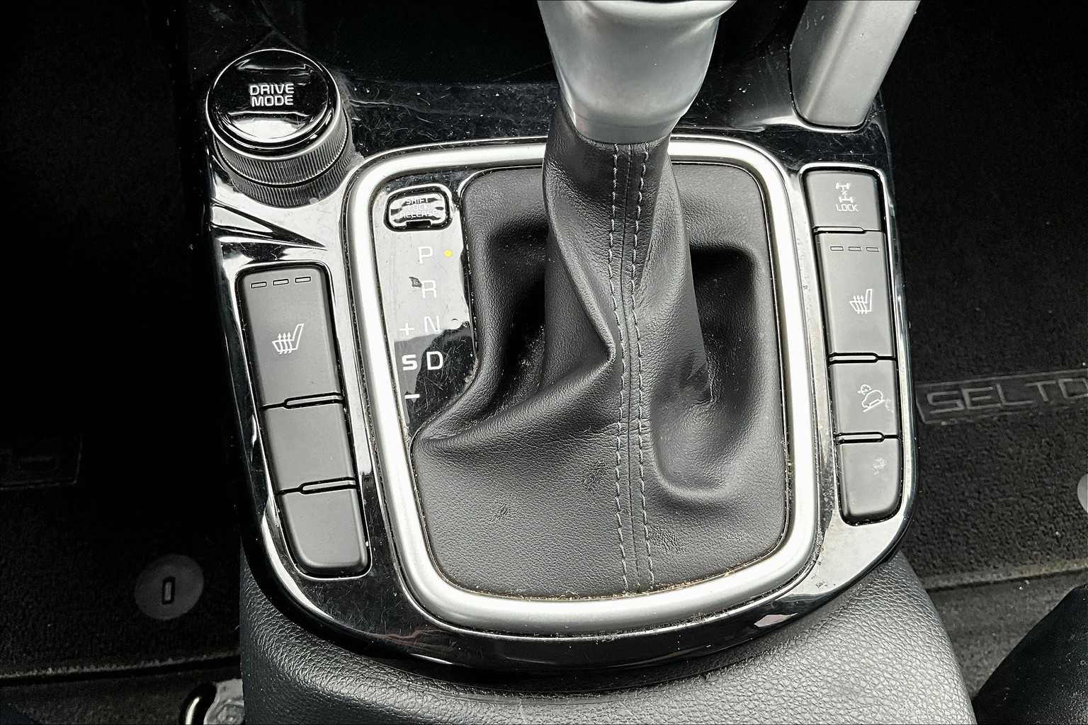 2022 Kia Seltos EX - Photo 27
