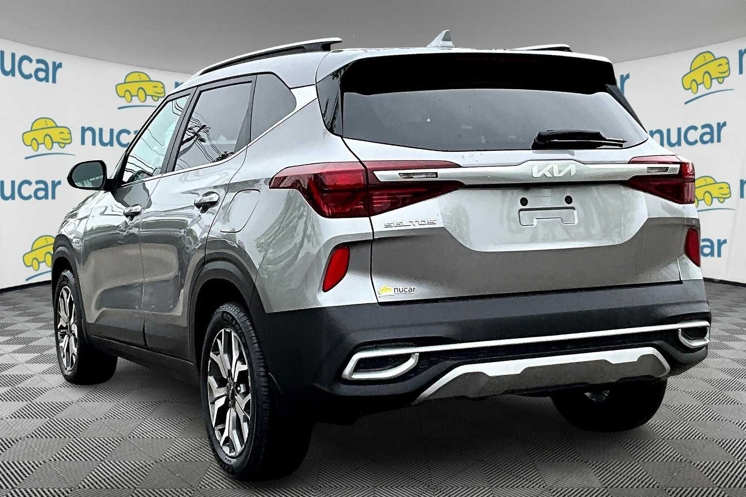 2022 Kia Seltos EX - Photo 4