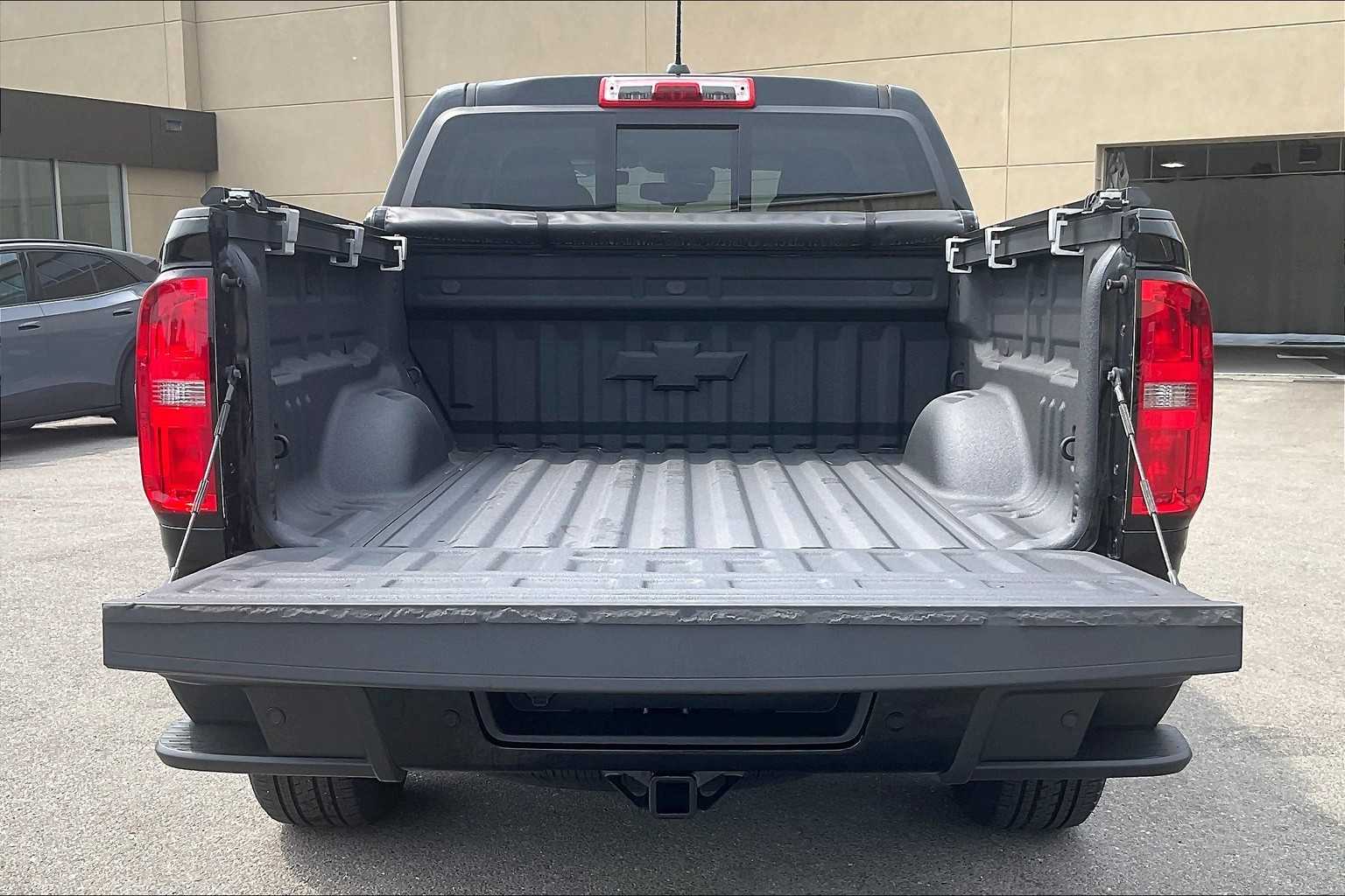2020 Chevrolet Colorado 4WD LT - Photo 31