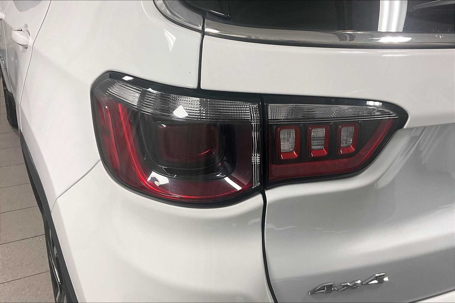 2023 Jeep Compass Limited - Photo 33
