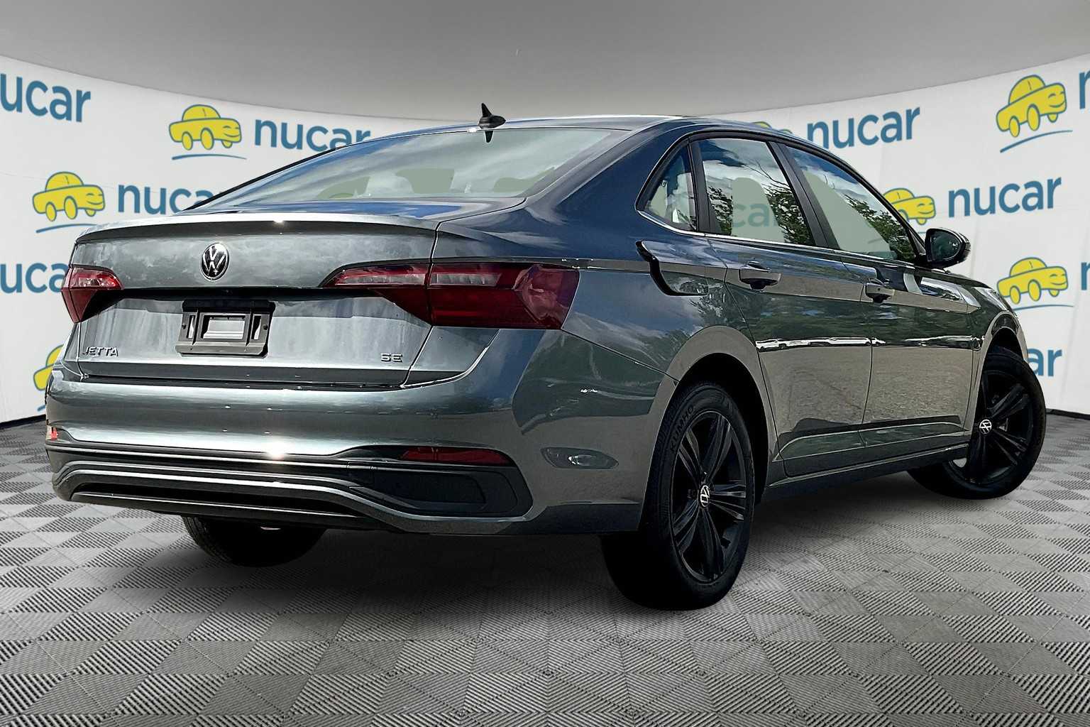 2022 Volkswagen Jetta SE - Photo 6