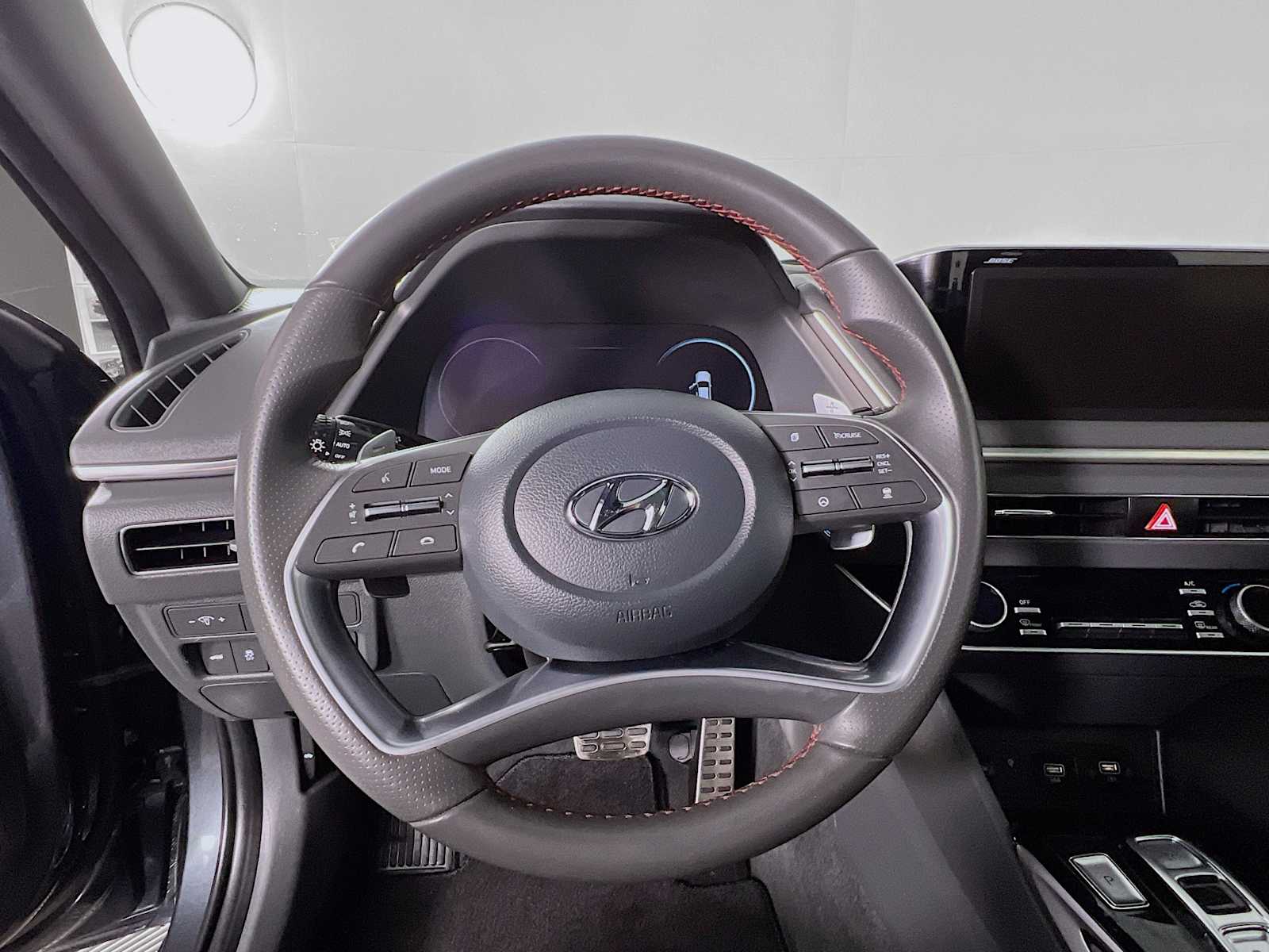 2023 Hyundai Sonata SEL Plus - Photo 11