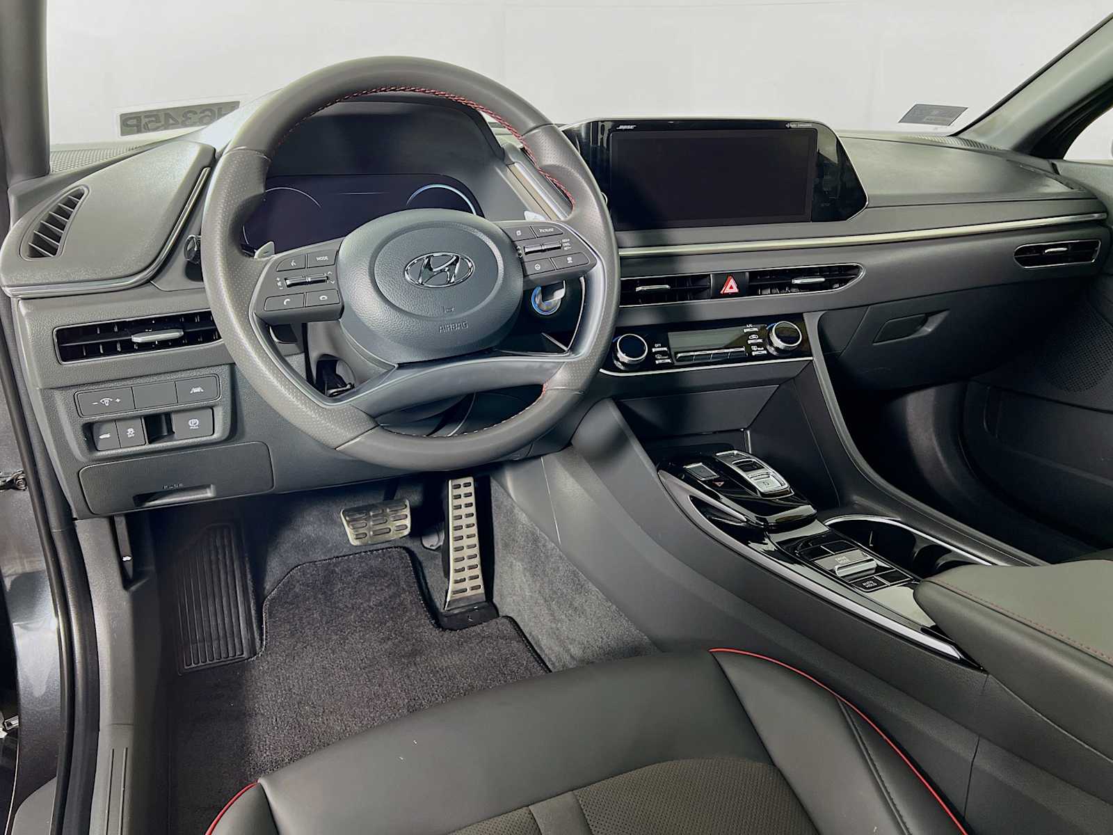 2023 Hyundai Sonata SEL Plus - Photo 9