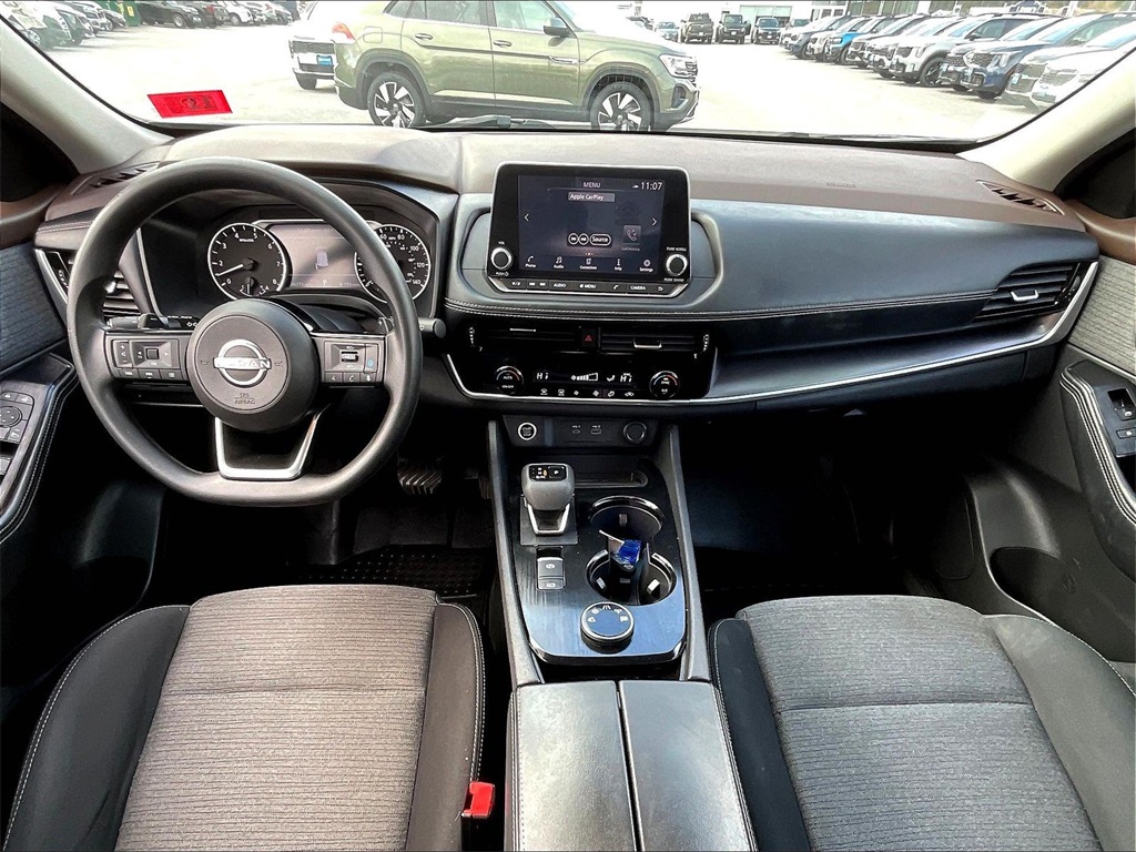 2022 Nissan Rogue SV - Photo 20