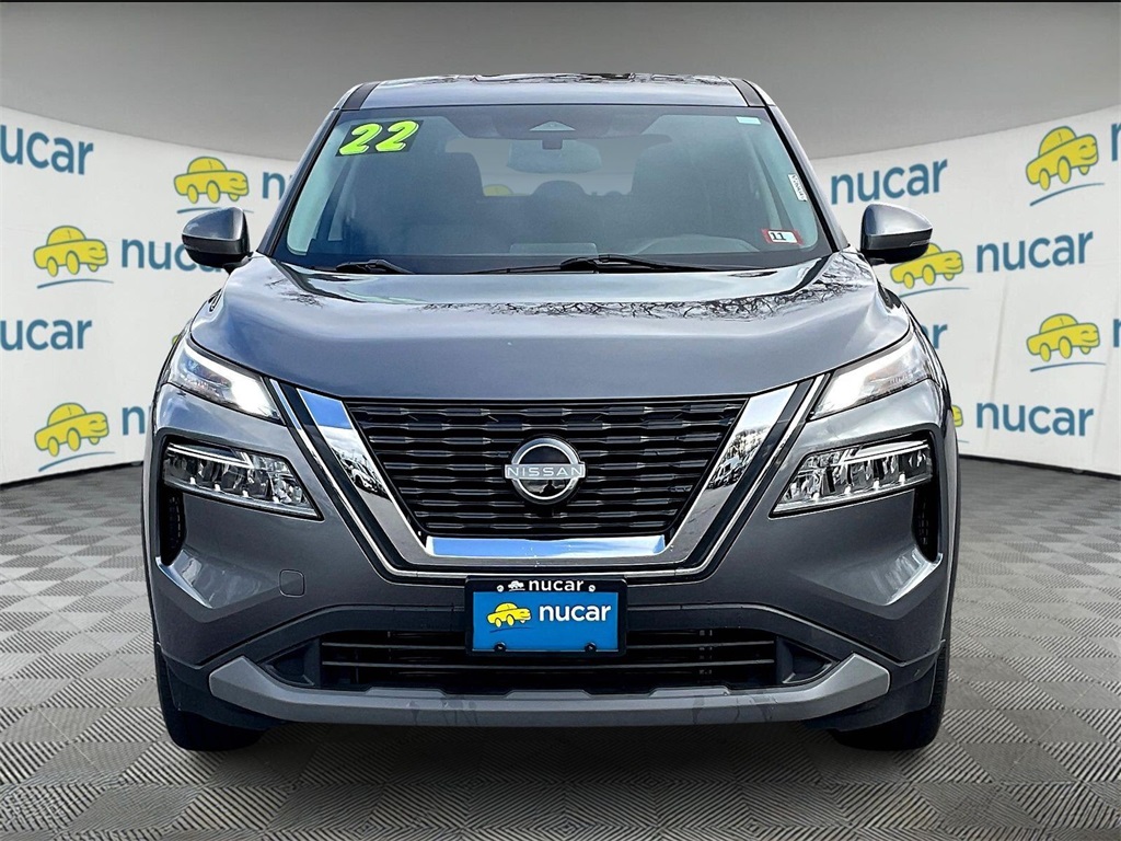 2022 Nissan Rogue SV - Photo 2