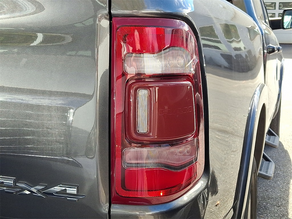 2022 Ram 1500 Laramie - Photo 6
