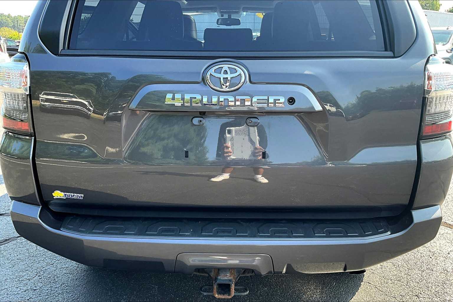 2019 Toyota 4Runner SR5 - Photo 33