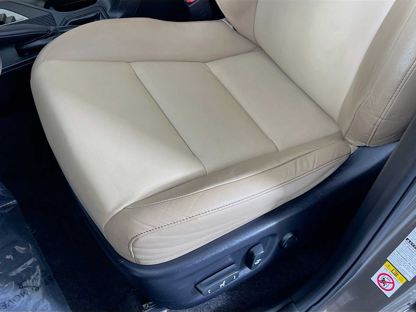 2013 Toyota RAV4 Limited - Photo 19