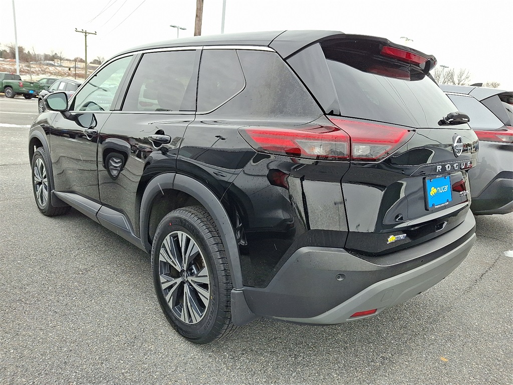 2021 Nissan Rogue SV - Photo 4