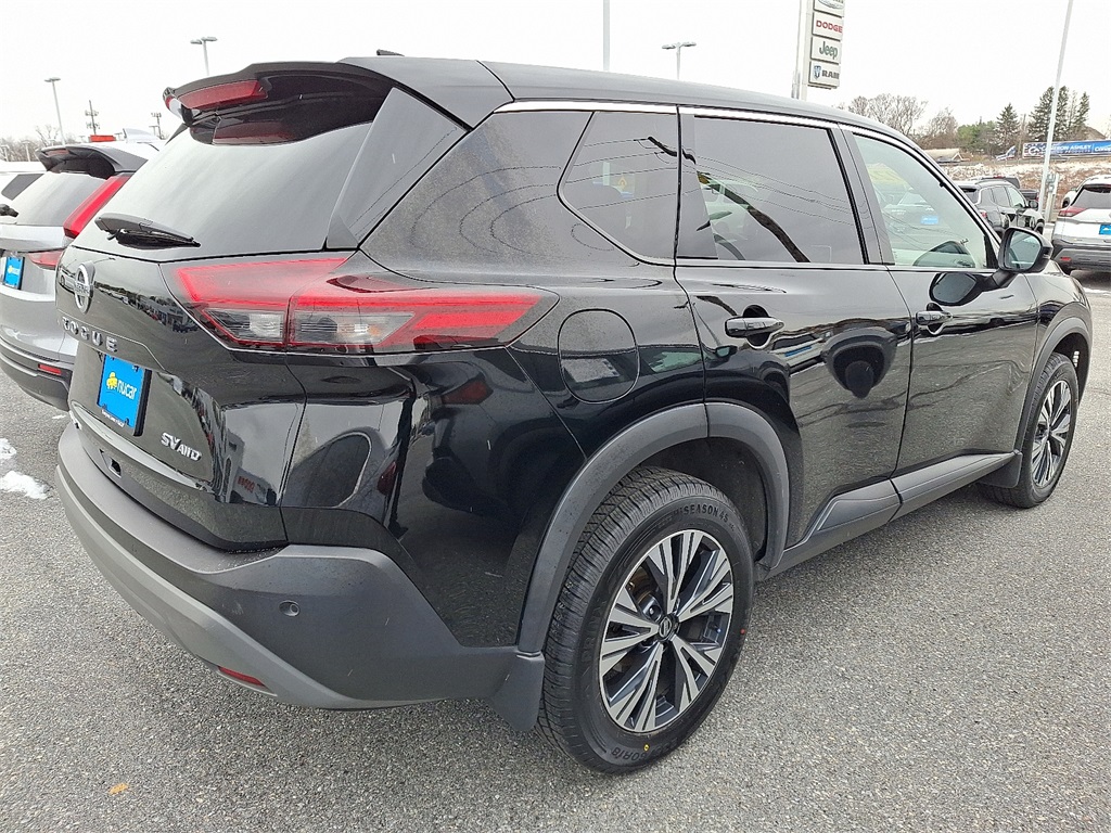 2021 Nissan Rogue SV - Photo 6
