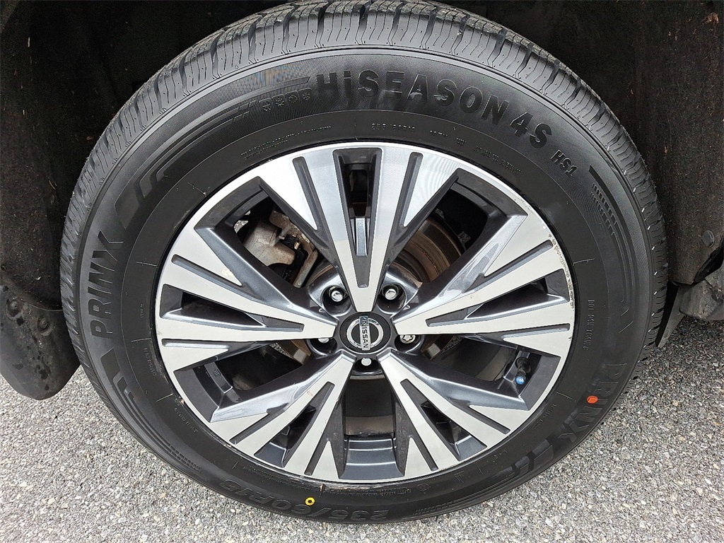 2021 Nissan Rogue SV - Photo 7