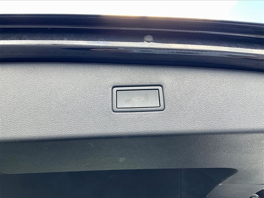 2024 Volkswagen Tiguan 2.0T SE - Photo 36