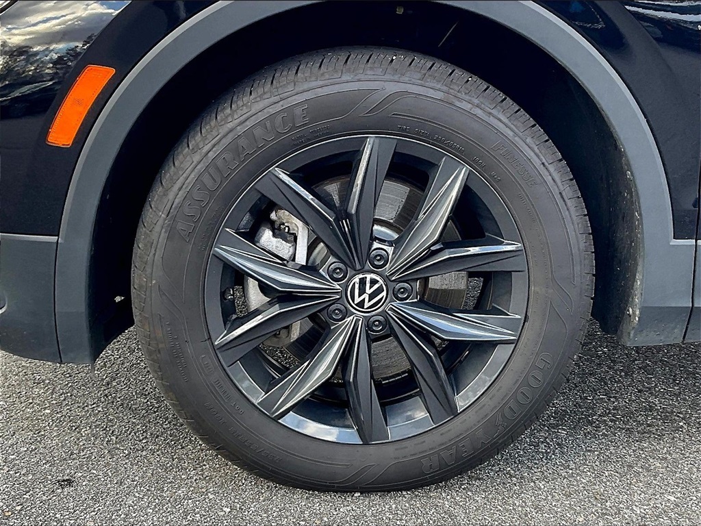 2024 Volkswagen Tiguan 2.0T SE - Photo 7