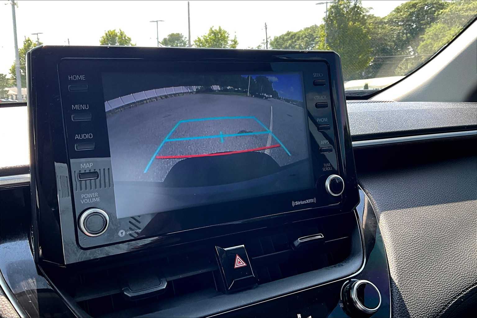 2022 Toyota Corolla Cross LE - Photo 19