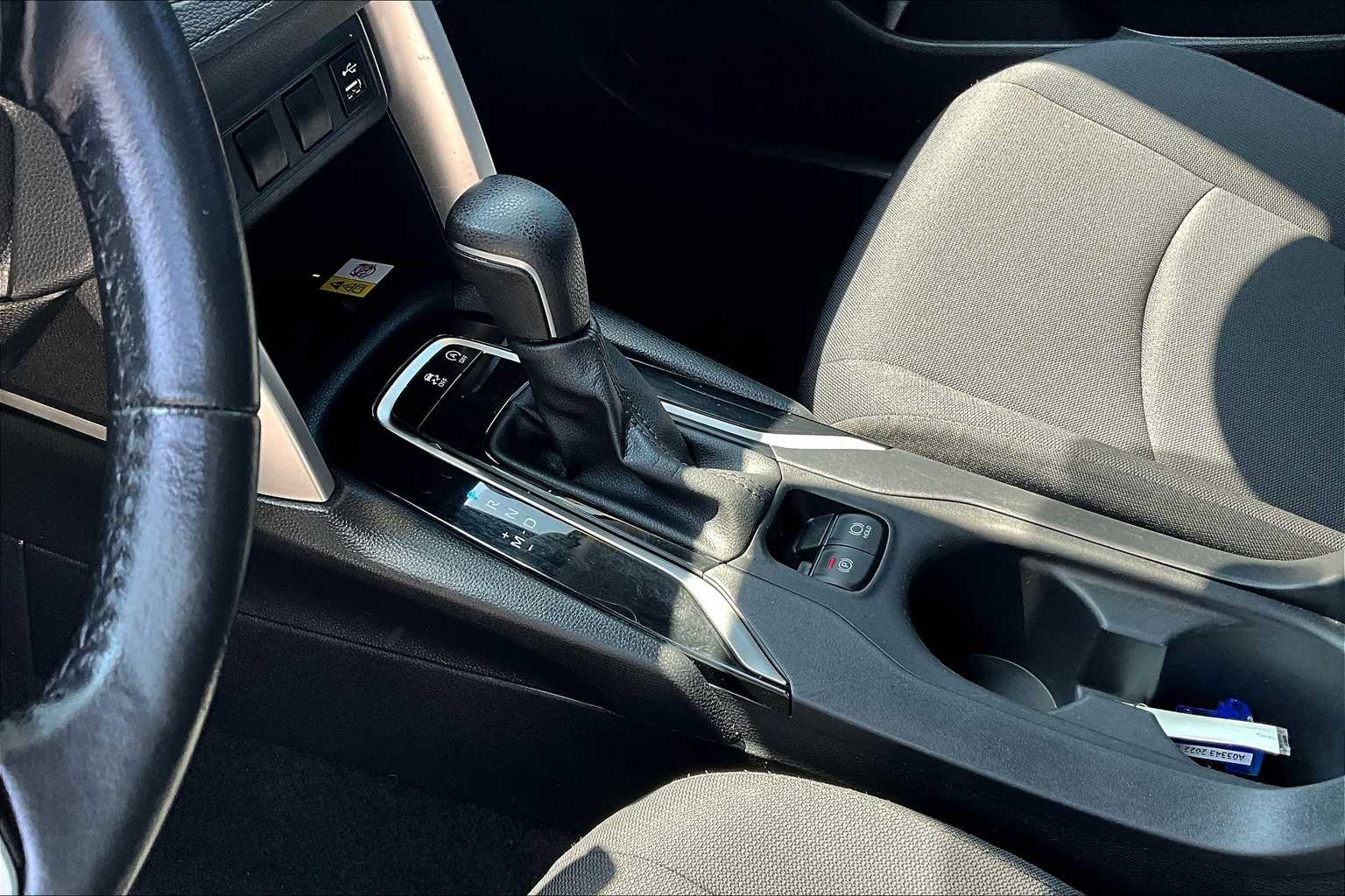2022 Toyota Corolla Cross LE - Photo 20