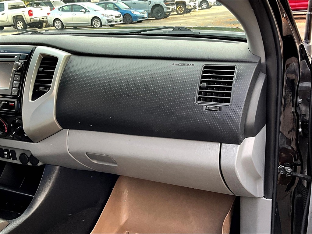 2013 Toyota Tacoma Base - Photo 13