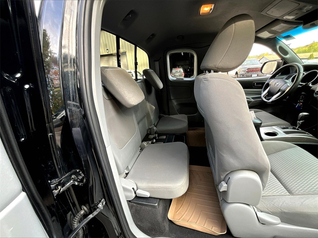2013 Toyota Tacoma Base - Photo 16