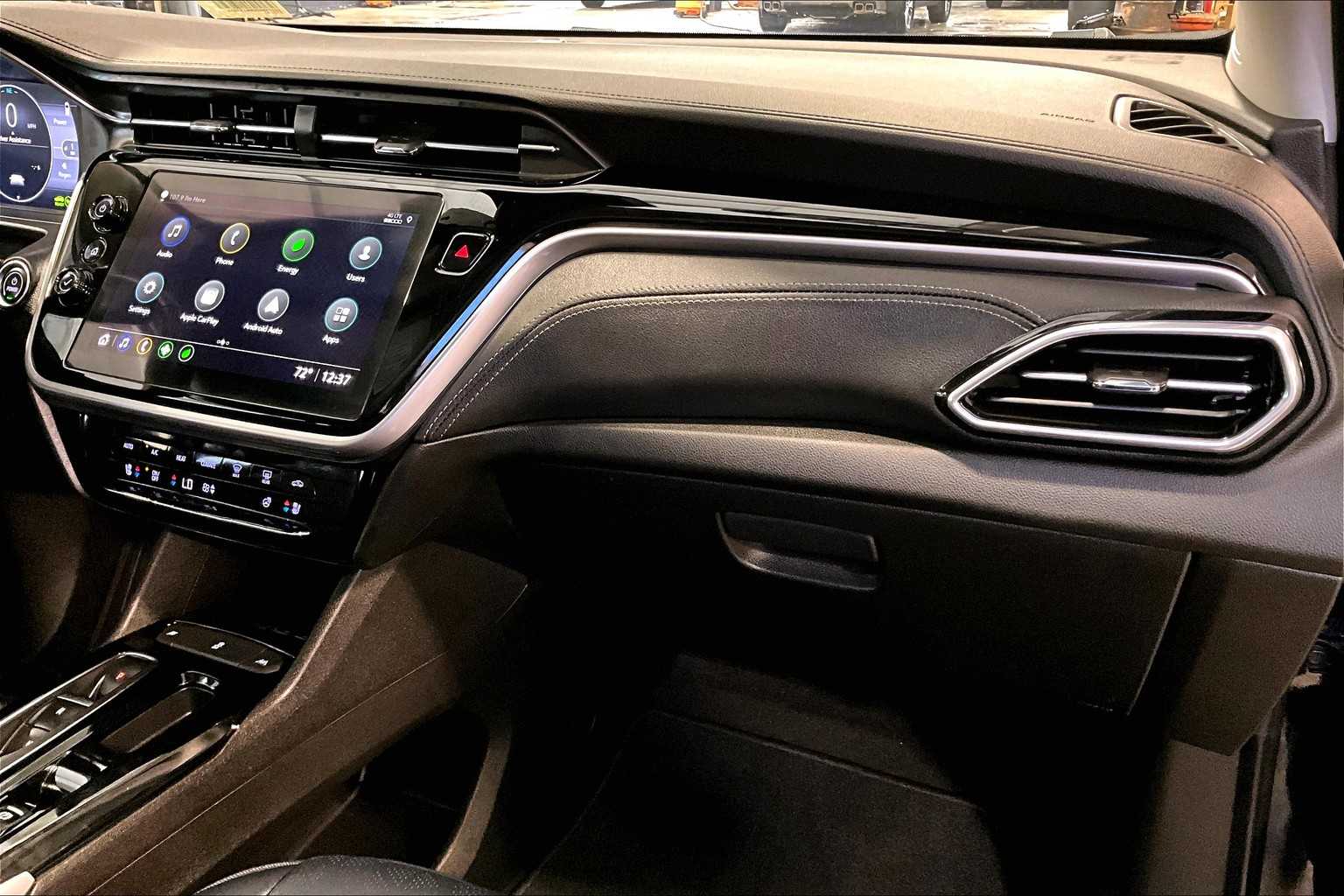 2022 Chevrolet Bolt EUV LT - Photo 13