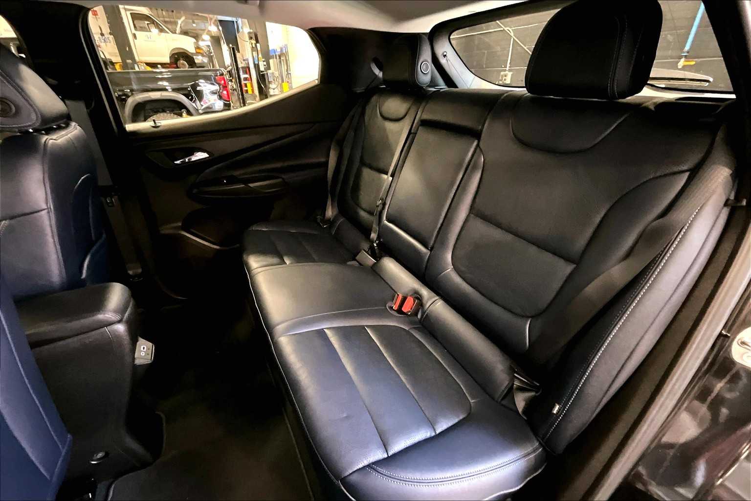 2022 Chevrolet Bolt EUV LT - Photo 15
