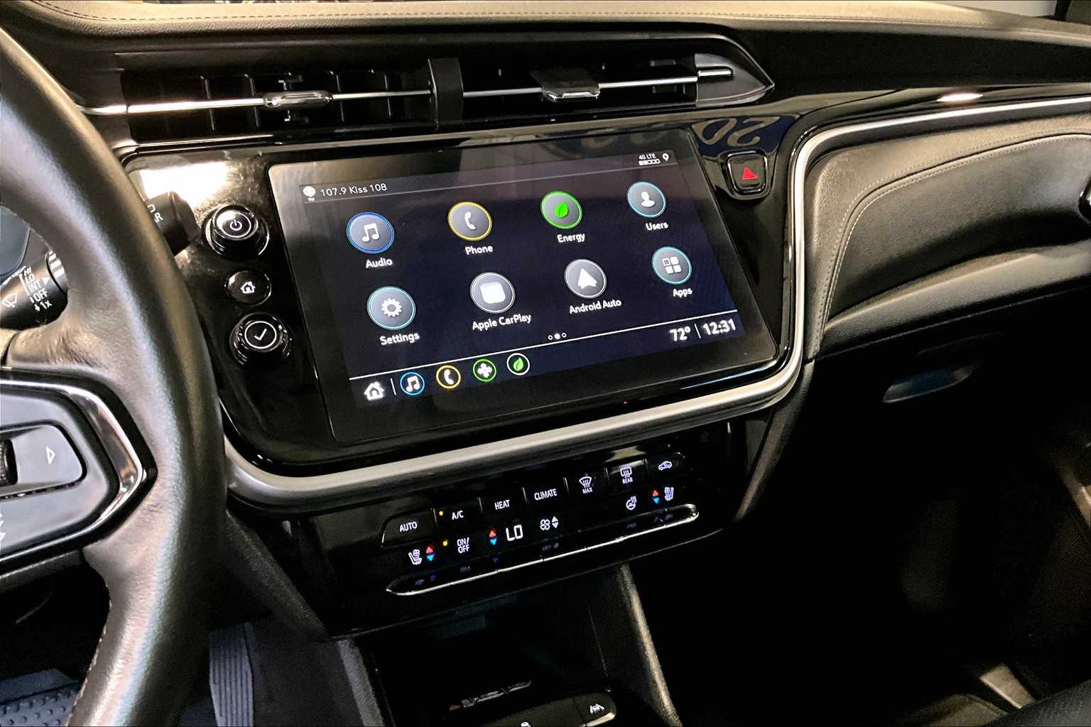 2022 Chevrolet Bolt EUV LT - Photo 18