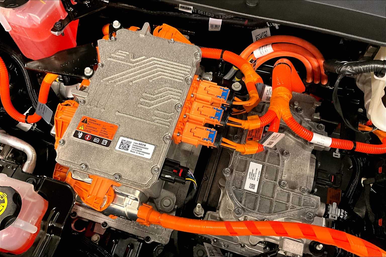 2022 Chevrolet Bolt EUV LT - Photo 35