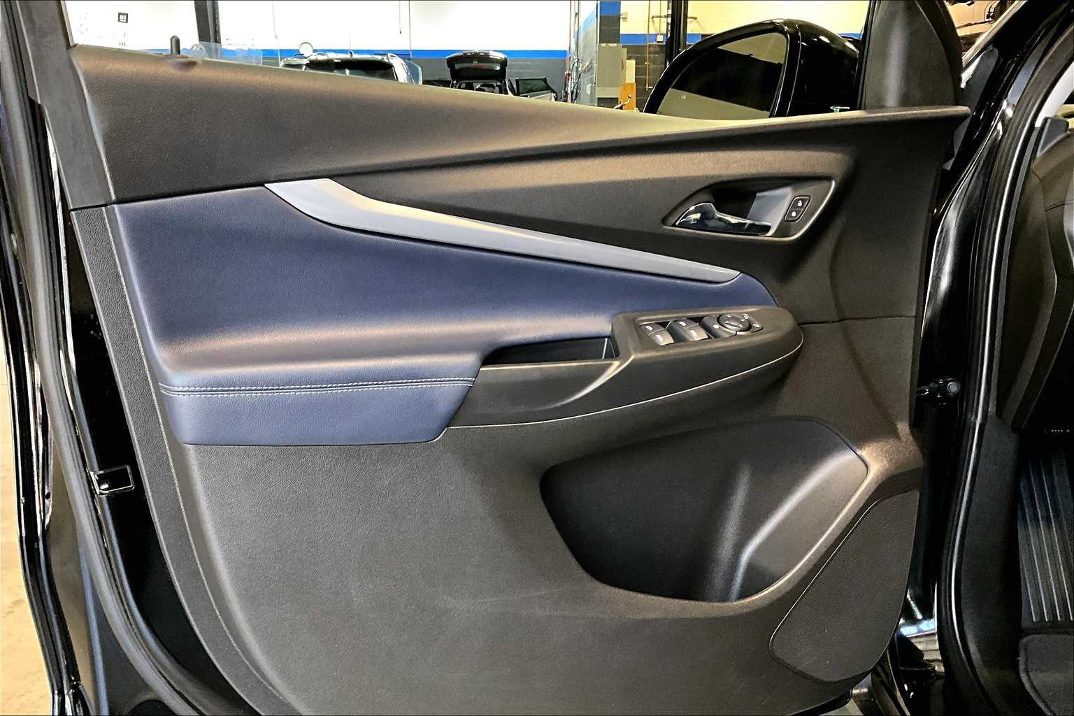 2022 Chevrolet Bolt EUV LT - Photo 9