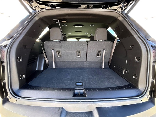2023 Chevrolet Traverse LT - Photo 26