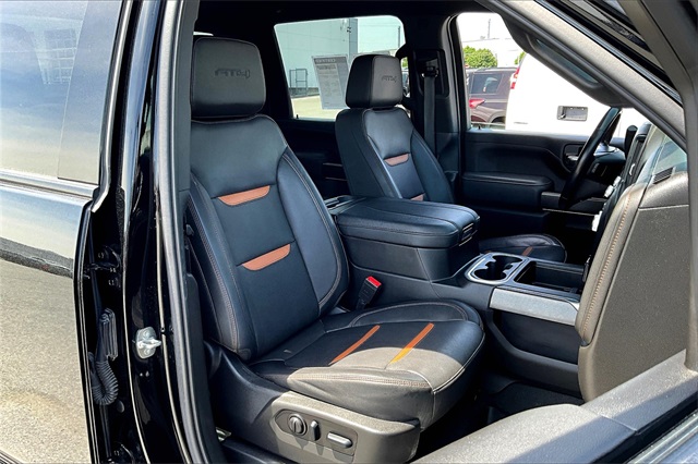 2023 GMC Sierra 2500HD AT4 - Photo 11