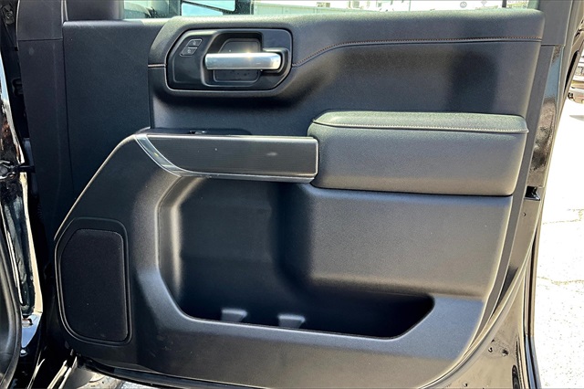 2023 GMC Sierra 2500HD AT4 - Photo 12