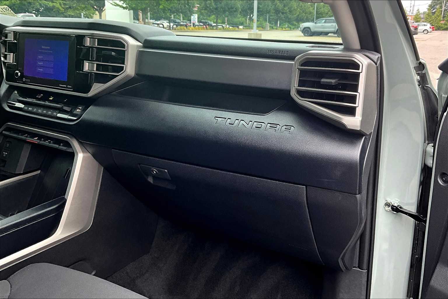 2024 Toyota Tundra SR5 - Photo 13