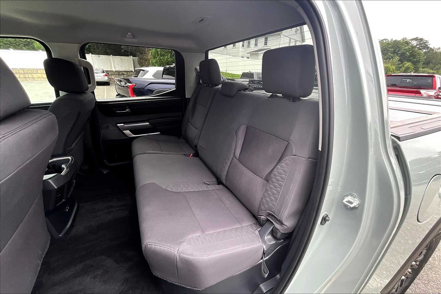 2024 Toyota Tundra SR5 - Photo 15