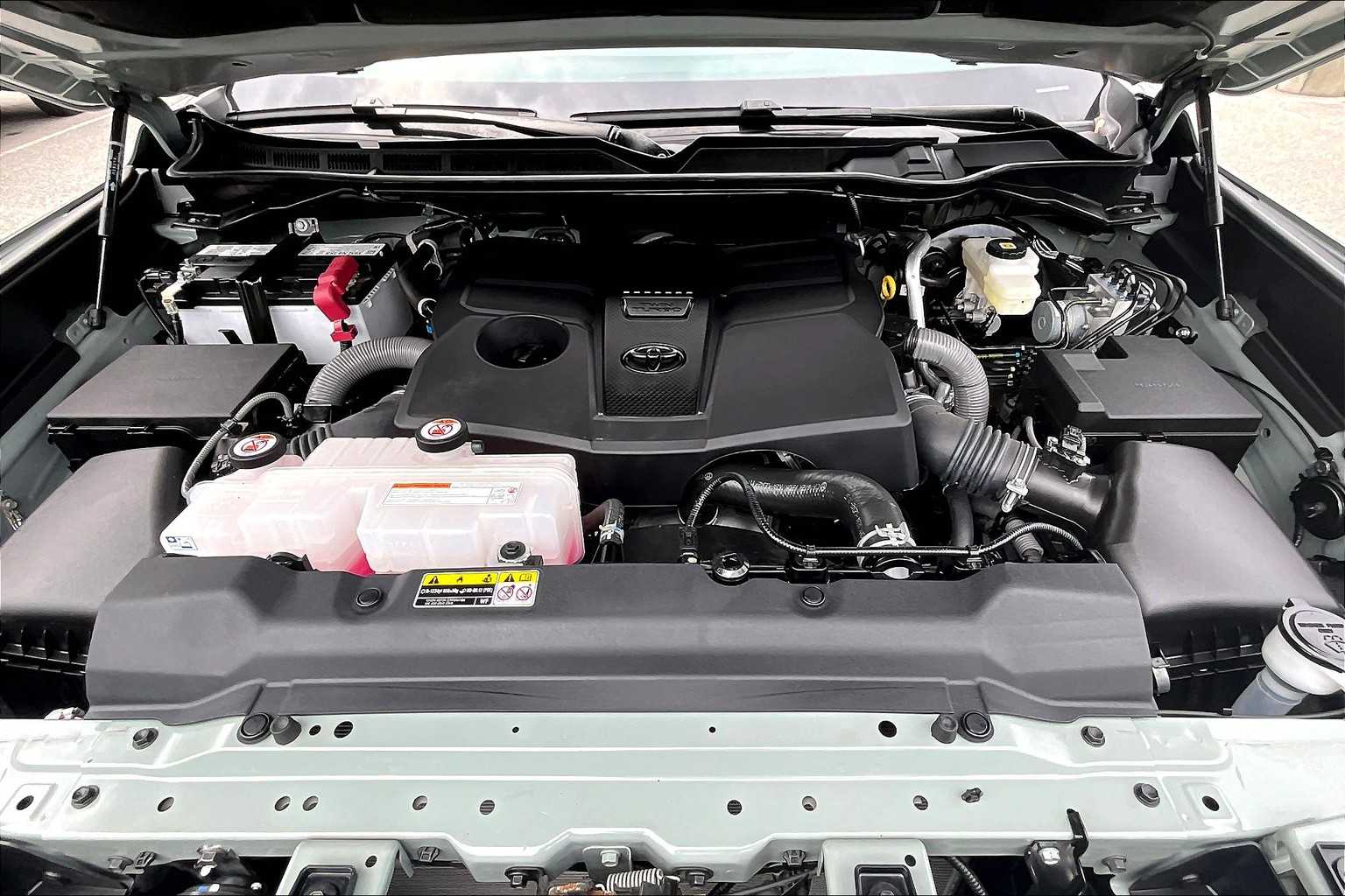 2024 Toyota Tundra SR5 - Photo 30