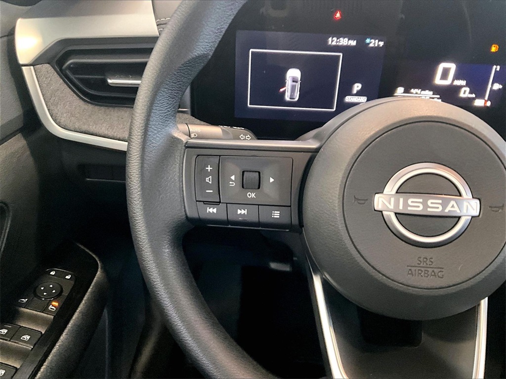 2025 Nissan Kicks SV - Photo 23