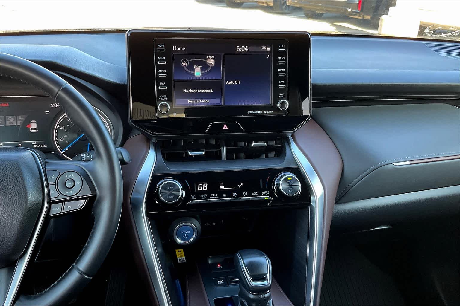 2021 Toyota Venza XLE - Photo 18