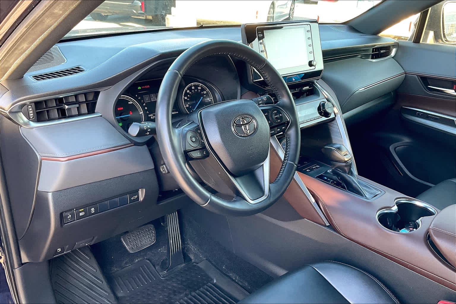 2021 Toyota Venza XLE - Photo 8