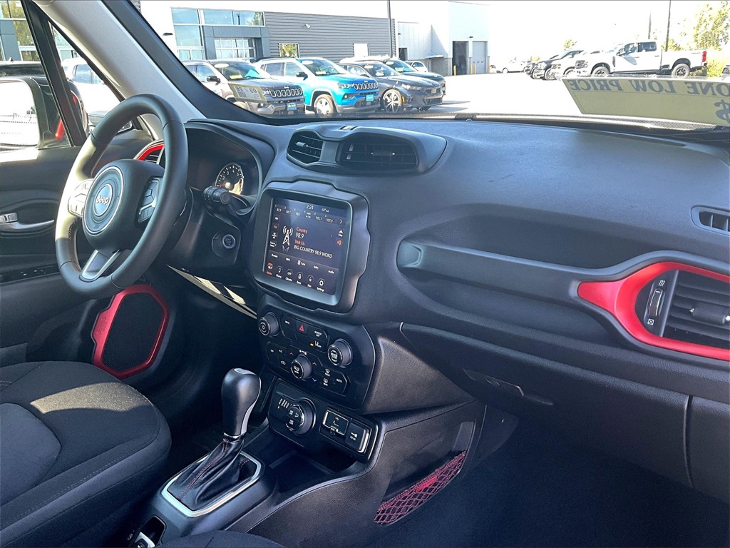 2023 Jeep Renegade Trailhawk - Photo 14