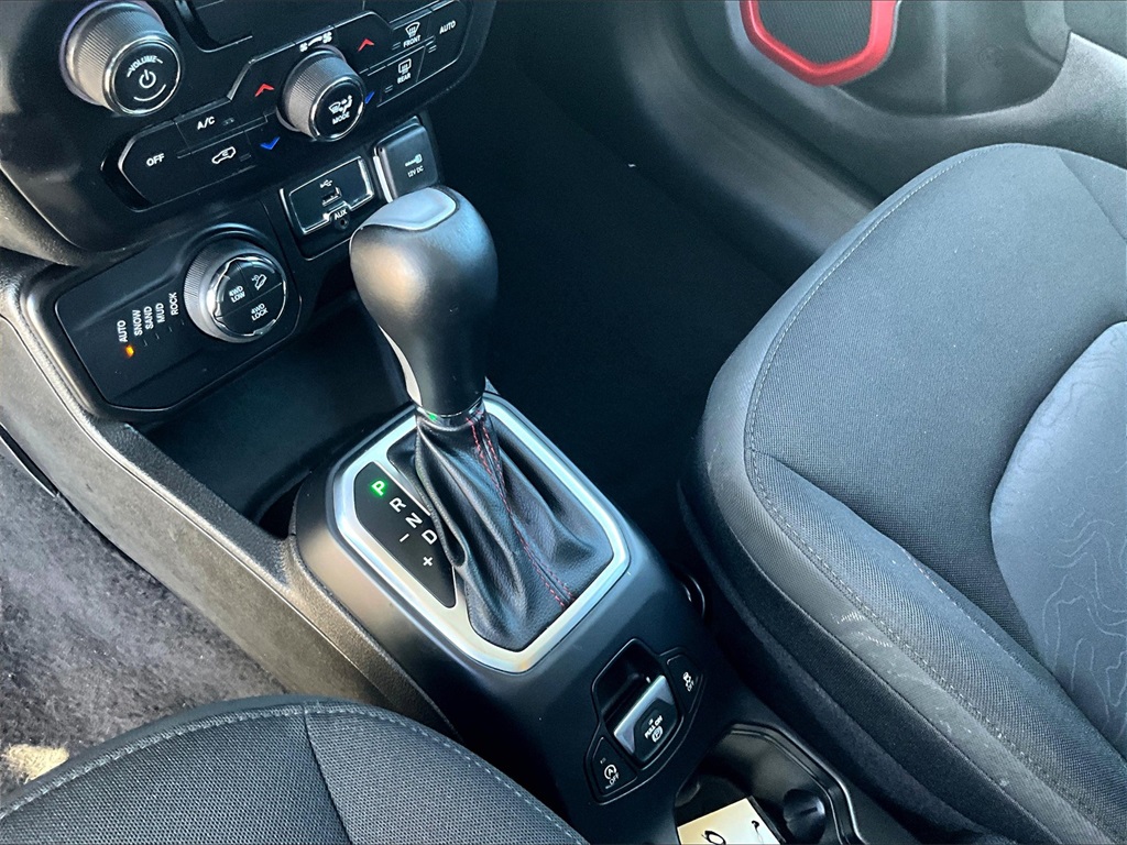 2023 Jeep Renegade Trailhawk - Photo 20