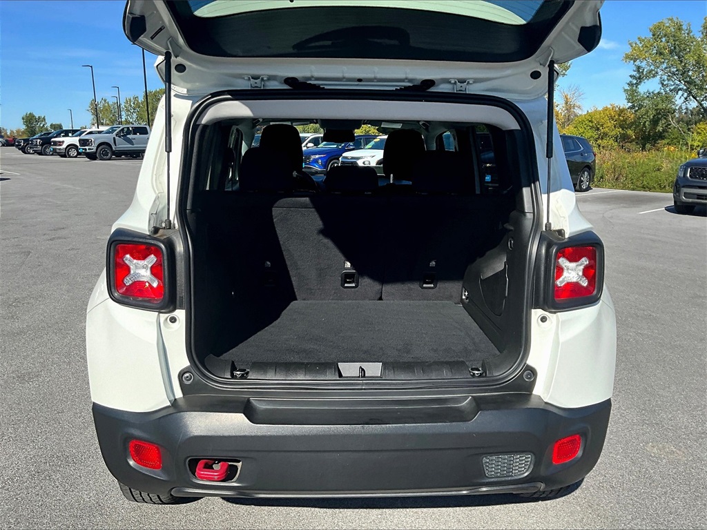 2023 Jeep Renegade Trailhawk - Photo 36