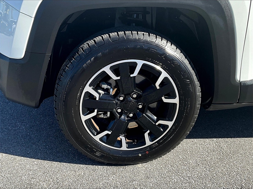 2023 Jeep Renegade Trailhawk - Photo 7