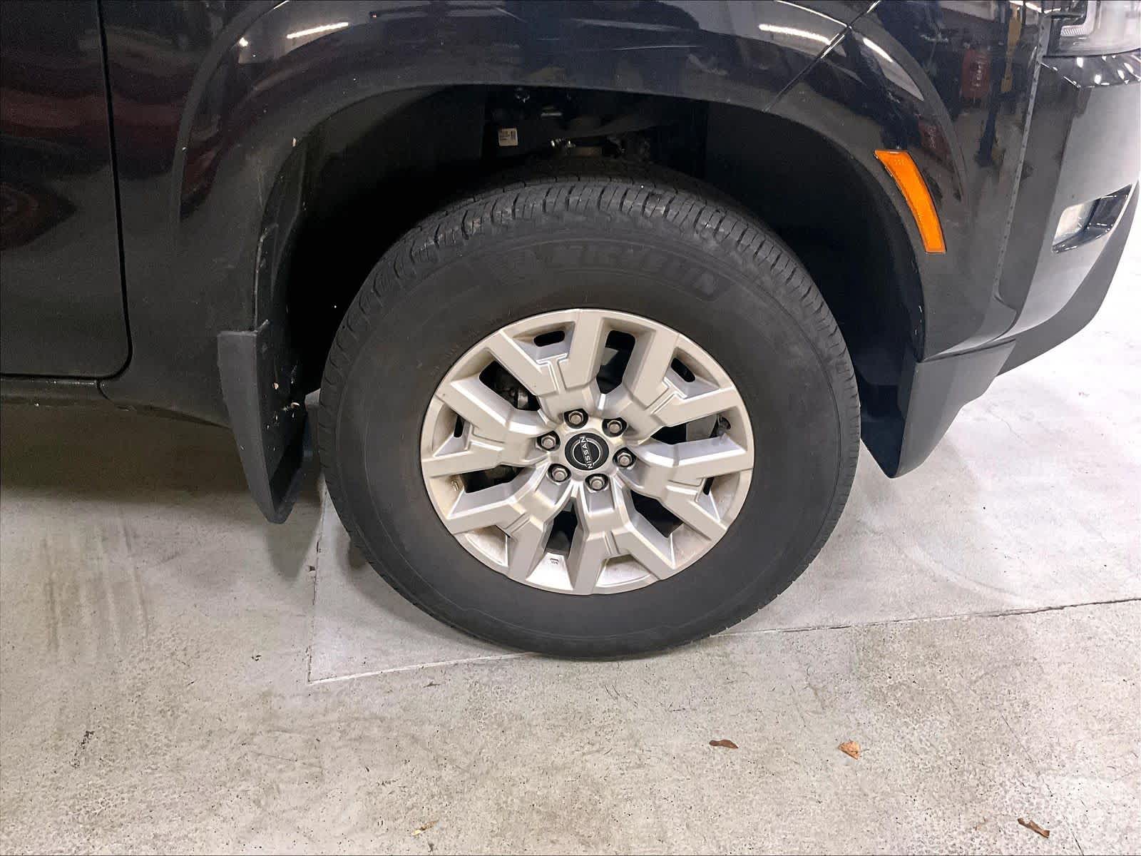 2023 Nissan Frontier SV - Photo 4