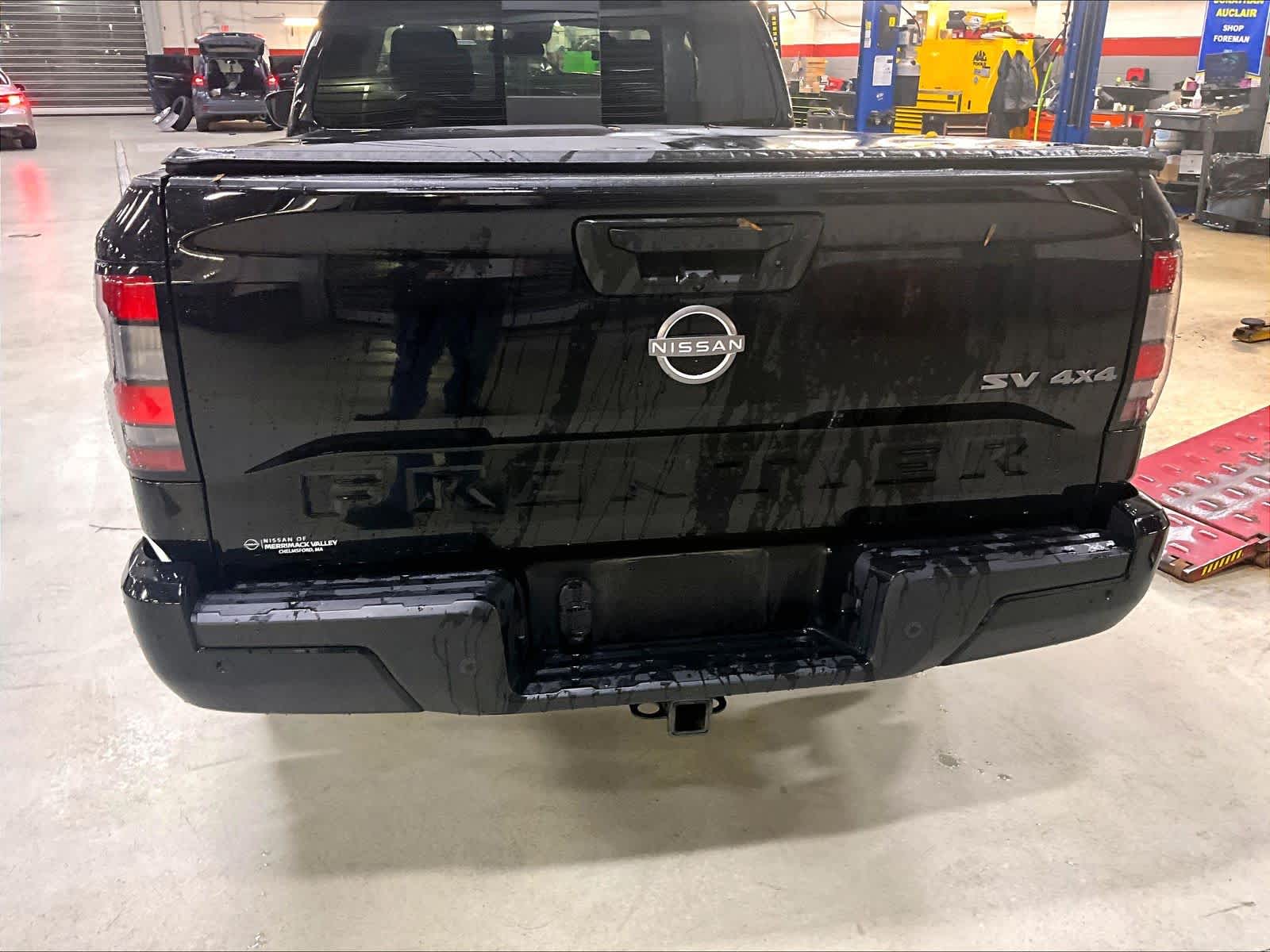 2023 Nissan Frontier SV - Photo 7