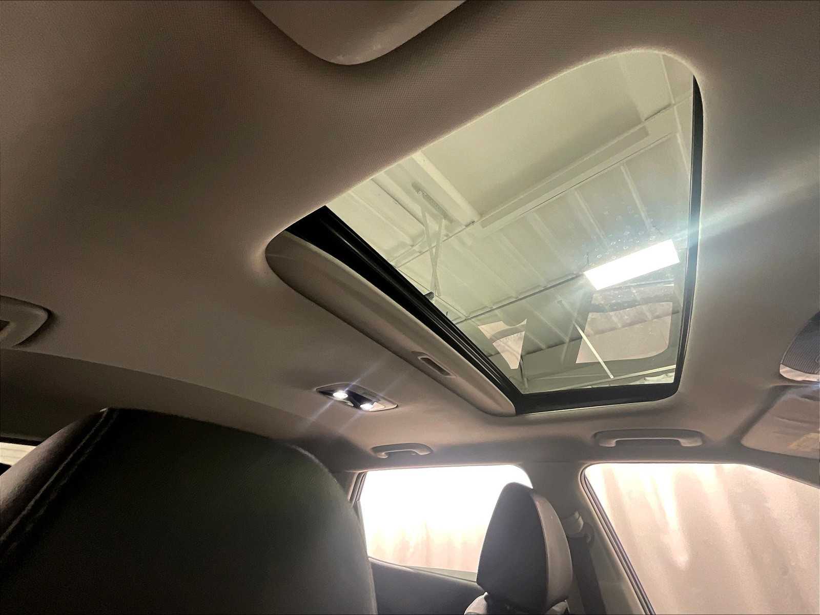 2022 Kia Seltos EX - Photo 23