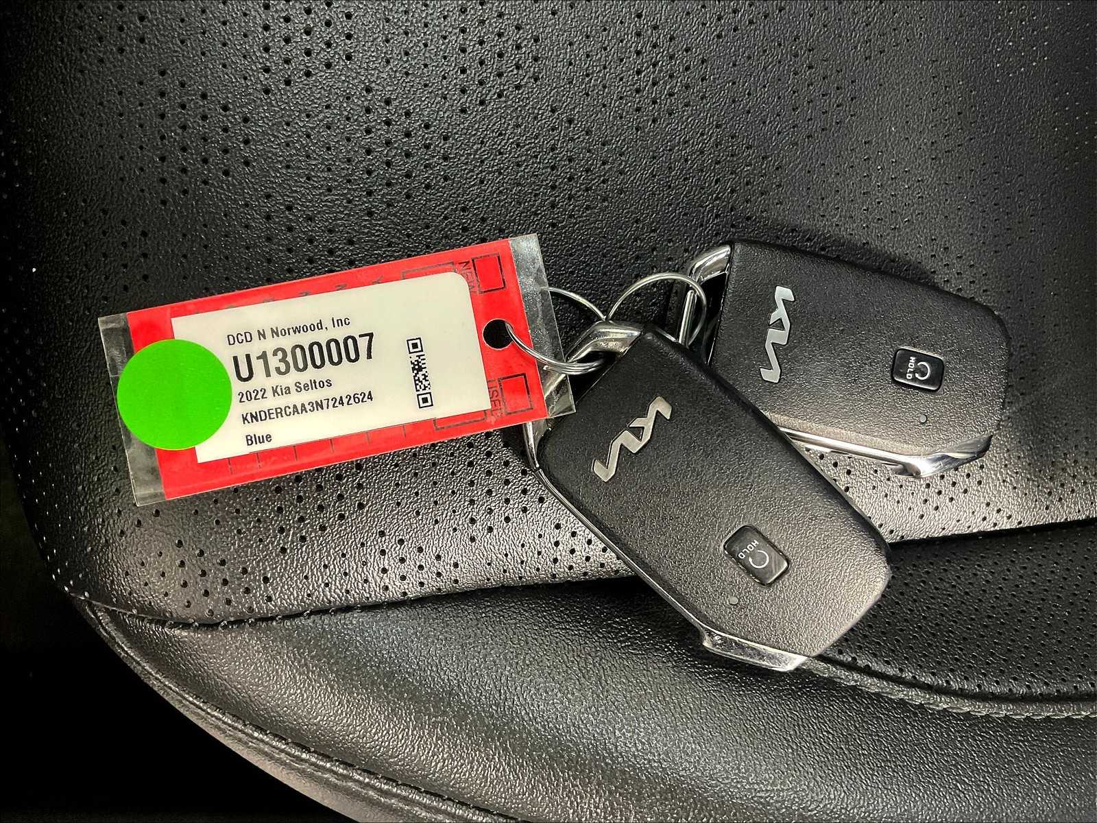 2022 Kia Seltos EX - Photo 32