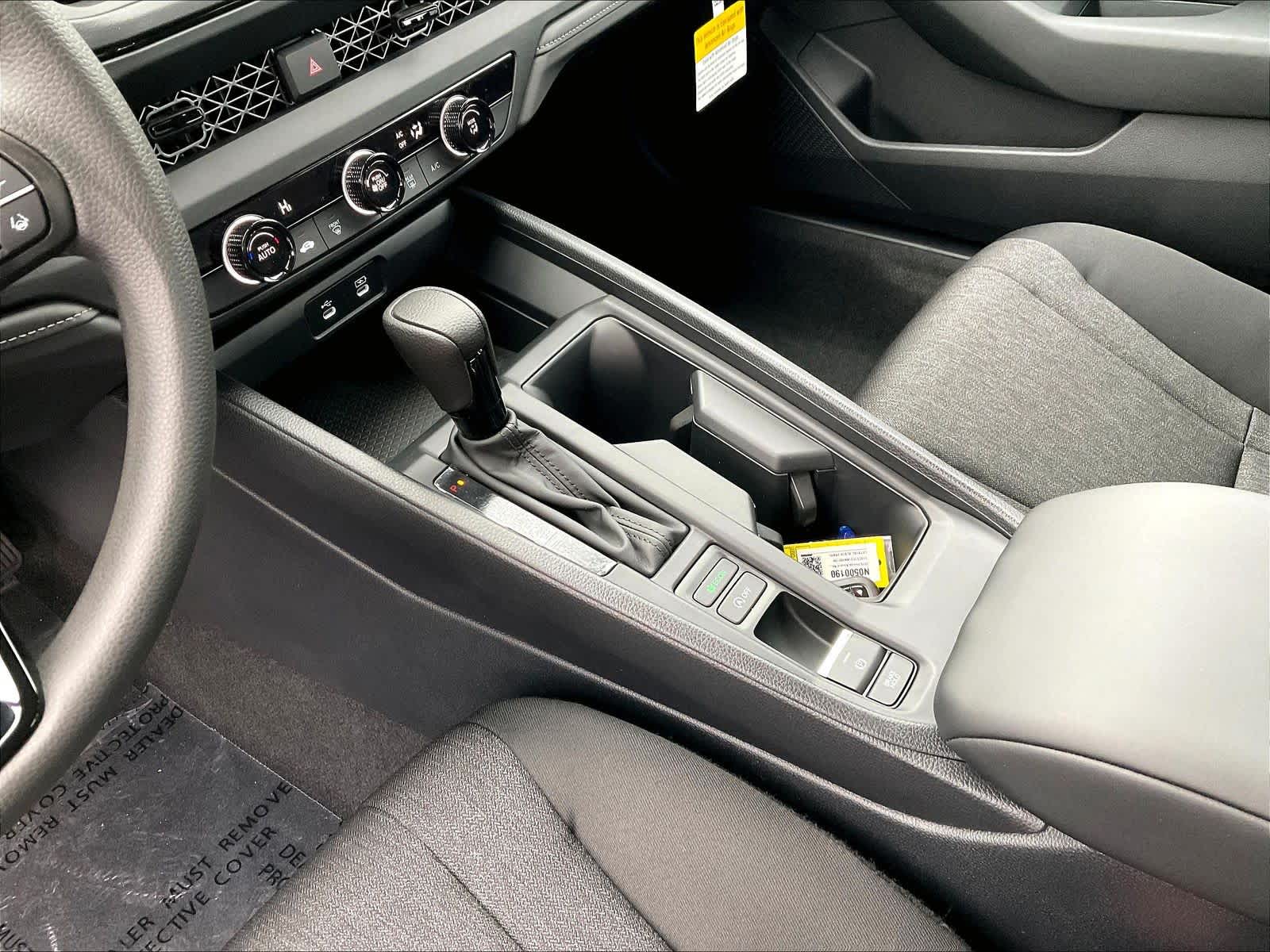 2025 Honda Accord LX - Photo 14