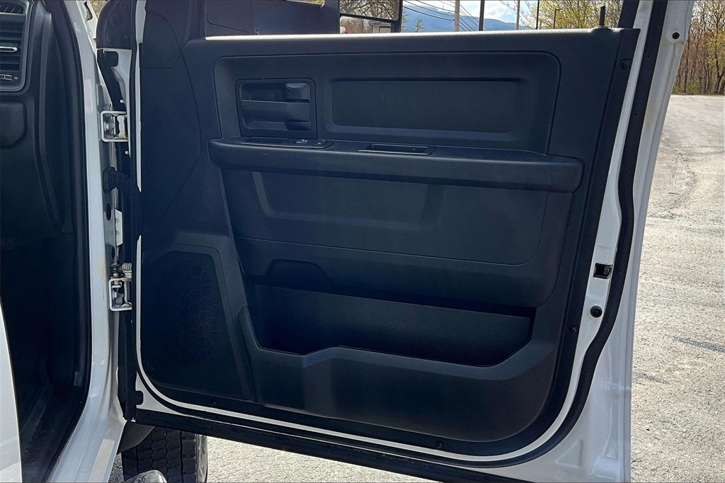2020 Ram 5500HD Tradesman - Photo 11