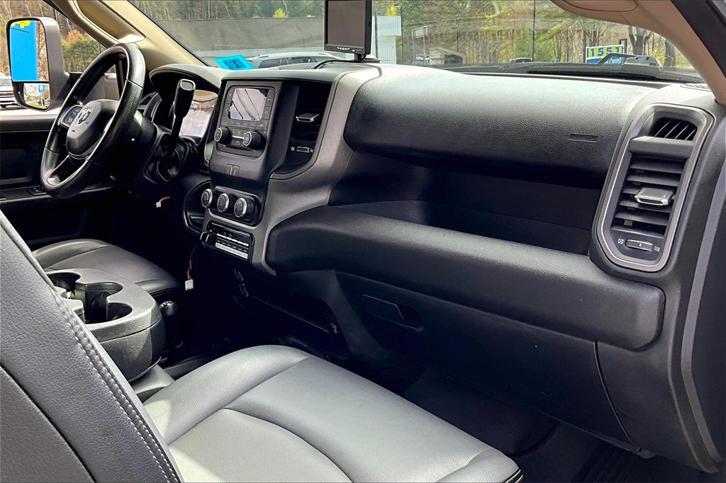 2020 Ram 5500HD Tradesman - Photo 13