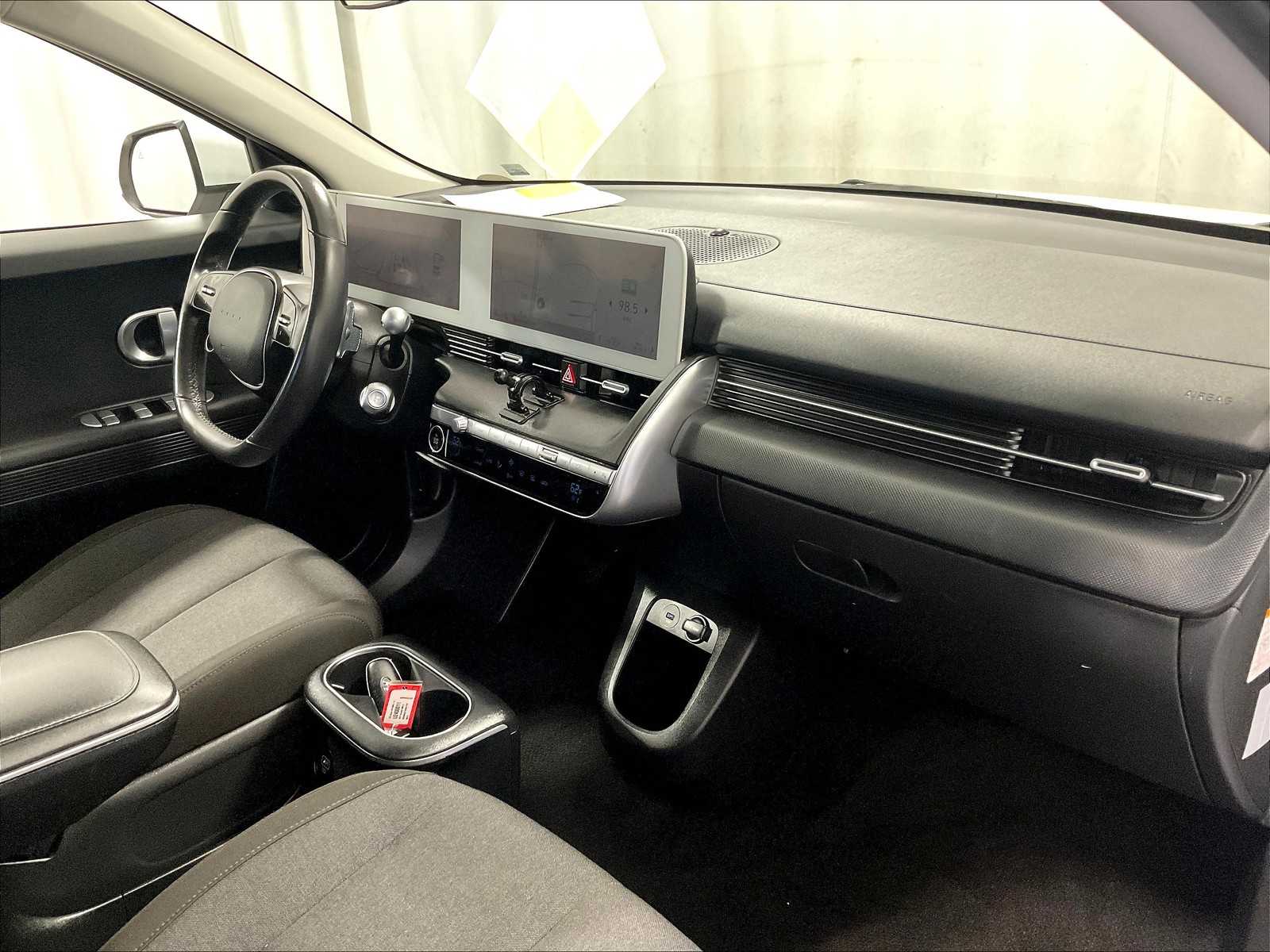 2022 Hyundai IONIQ 5 SE - Photo 14